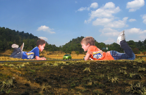 HotWheels-billboard-deformaté-deformatage-Ogilvy-Mexico-ni