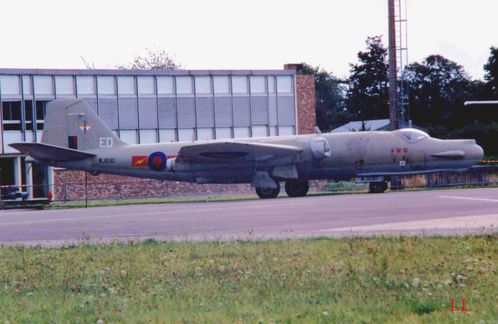 EE canberra 6 copie