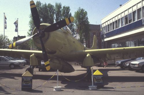 douglas-AD4N-skyraider--2-.JPG