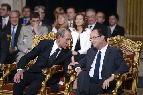 hollande-investiture-1_959767.jpg