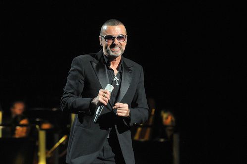 George-Michael-George-Michael-performing-aids-ksIsf1mLBtNl.jpg