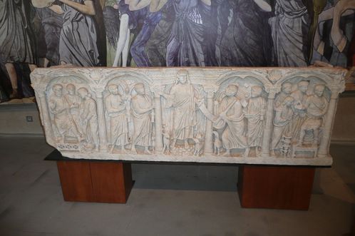Sarcophage de la remise de la Loi à saint Pierre fin IVe s