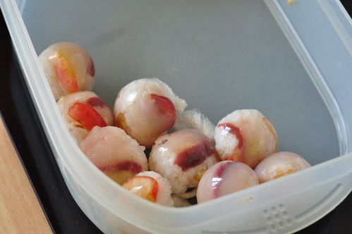 Sushi-balls--8-.JPG