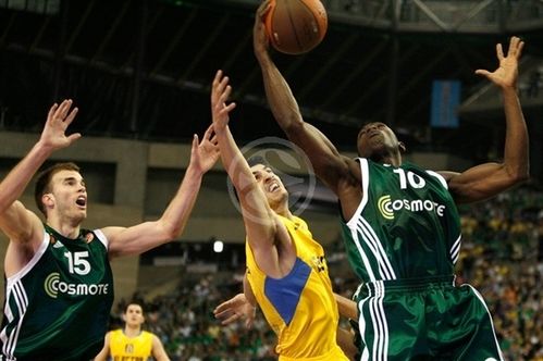 romain-sato-panathinaikos-final-four-barcelona-2011[1]