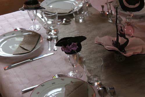 table-Quand-la-petite-robe-noire-rosit 0195