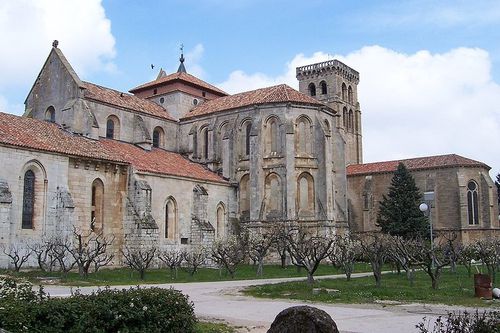 800px-Burgos monasterio huelgas lou