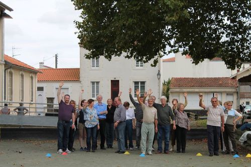 2012.10.10-SPORT-BOULES-SAINTES-SAUJON-BOSAU--33-.JPG