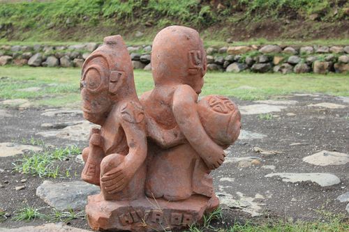tikis 003 (Copier)