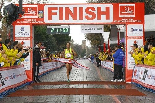 Vodaphone Istanbul Marathon 2014 (36^ ed.). Hafid Chani e Hamane Gobena conquistano il posto d'onore alla Istanbul Marathon