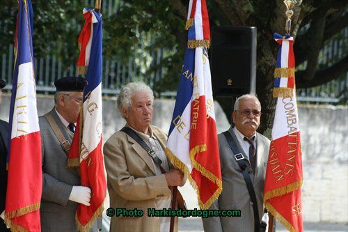 Ceremonie--n-8-Journee-des-Harkis-25-09-2011.jpg