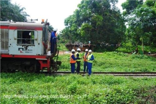 rail3.JPG