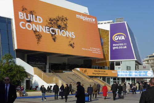 facade MIPIM 2011