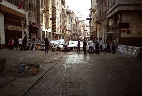 Rue istiklal 16 juin 2013 1 - copie 2