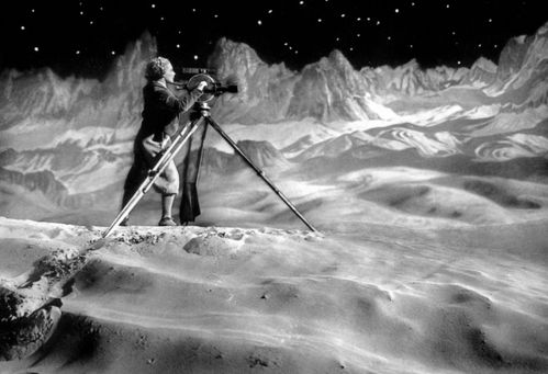 la femme sur la lune 2