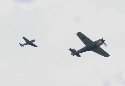 FW-190---Me-109.JPG