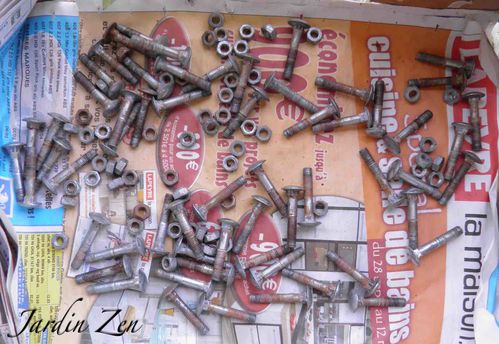 VOLETS nettoyage visserie