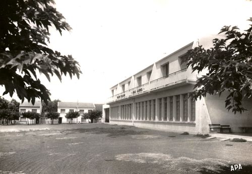 Groupe-scolaire-Jean-Jaures.jpg