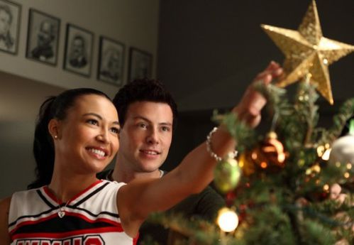 GLEE-A-Very-Glee-Christmas-5-550x380.jpg