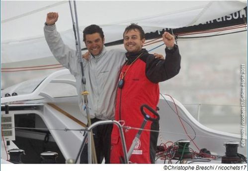 Bureau Veritas second de la premiere etape de la course au large Les Sables Horta Les Sables 2011 - ActuNautique.com toute l Actualite du nautisme et de la plaisance