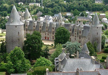Josselin-sa-ville---son-chateau--1-.jpg