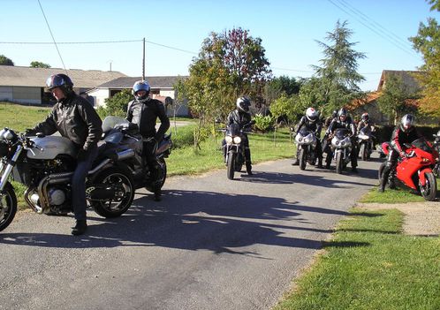 228 Septembre 2014 Gites les Vaquans le Voxan Club de Franc