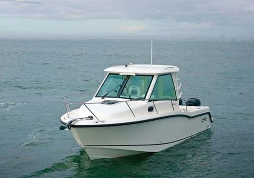 Boston Whaler 285 Conquest pilothouse 1-copie-1
