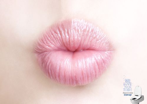 1-Kiss-Woman