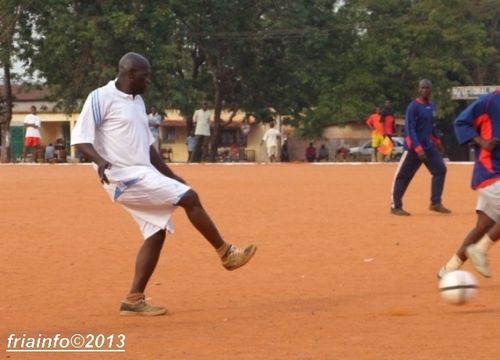 Feu-Edent----lors-d-un-match-de-gala--2-.JPG