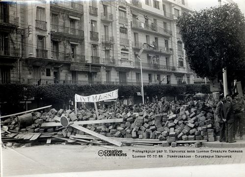 Alger-1960---Semaine-des-barricades.jpg