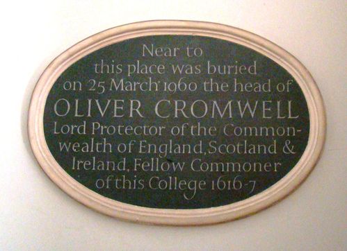 1 plaque mortuaire (Sidney Sussex college)