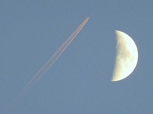 la lune et l aviateur - reduc1