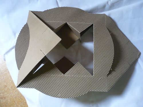 2012-04-Maquette Aqua-droiture (1)