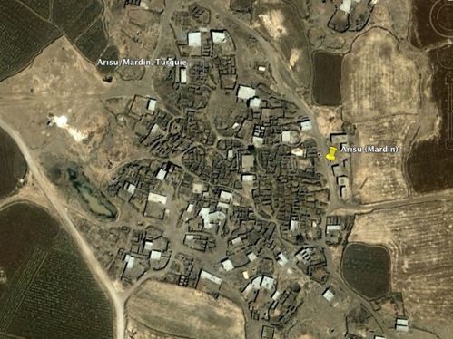 Arısu (Mardin), 2004 (Google Earth)