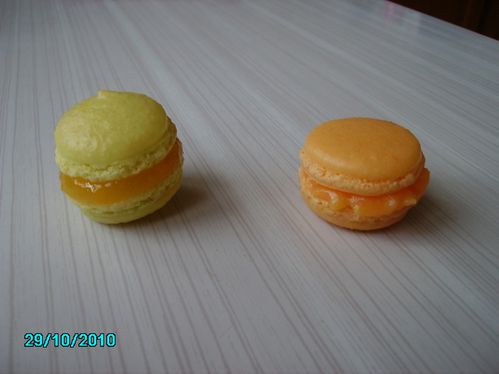 macarons-finis-mandarine-et-citron-octobre-2010.JPG