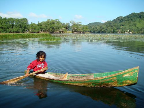 filette-peuplade-cote-caraibe-guatemala.jpg