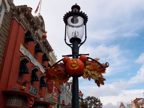 Halloween-2013-Disneyland-003.JPG