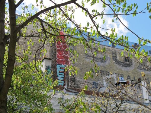 mur peint publicitaire Suze tags 1