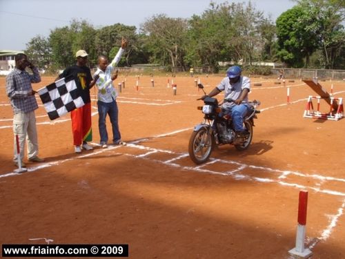 Gymkhana auto et moto (37)