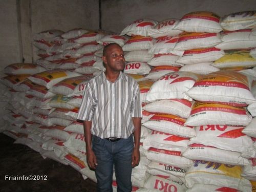 Don de 35 tonnes de riz de VIVO ENERGIE (2)