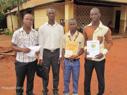 Les Scouts et le CJJF avant leur campagne de sensibilisatio