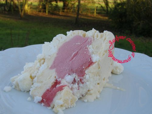 gâteau vacherin à la fraise Jaclyne cuisine et gourmandise