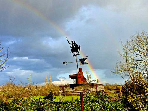 Don Quichotte-girouette-et-arc-en-ciel