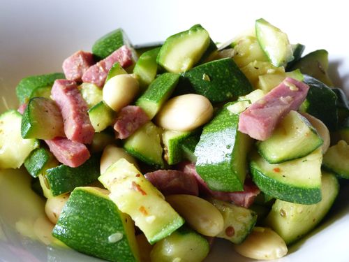 poelée courgettes amandes lardons canard fumé