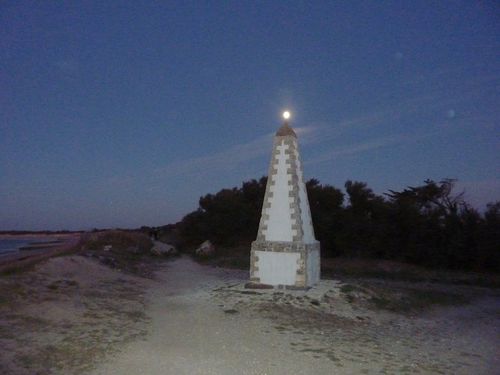 la lune comme un phare - reduc