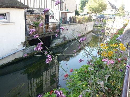 Gisors maison de tanneur sur le canal - reduc1