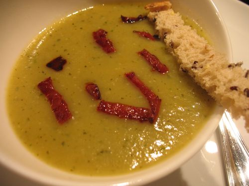 201011 velouté vert au allumettes de chorizo 004
