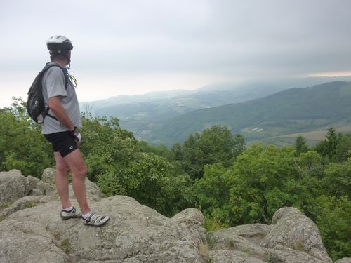 MONTS-DU-LYONNAIS.jpg