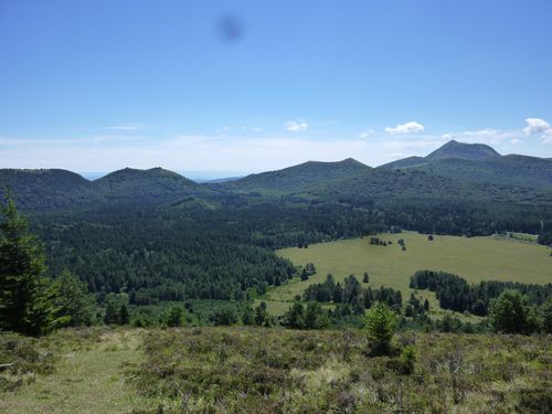 MONTS-DOME.JPG