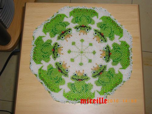 napperon-grenouille-entier-elises-1006.jpg