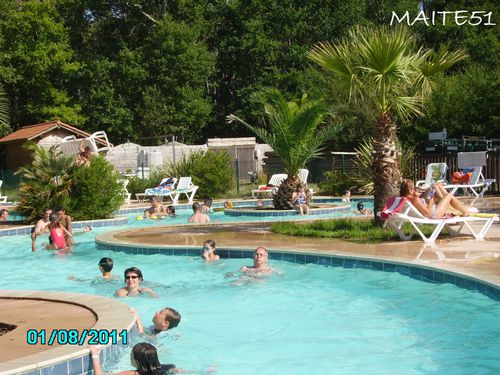 Piscine-du-camping-1.JPG